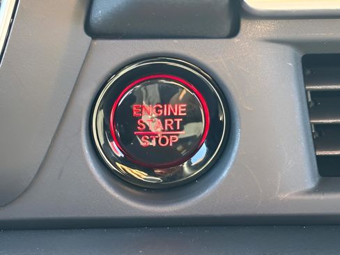 New 2025 Honda Pilot Sport image 25