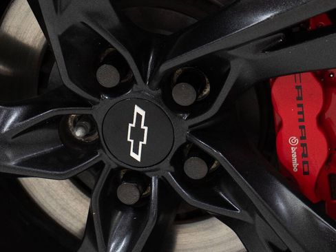 Used 2022 Chevrolet Camaro SS RWD image 65