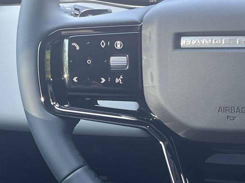 New 2026 Land Rover Range Rover Evoque Dynamic SE image 15