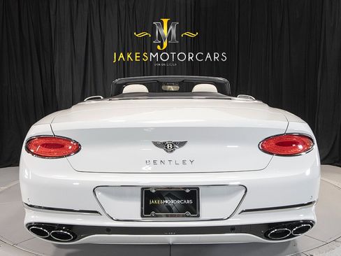 Used 2020 Bentley Continental GT V8 First Edition image 9