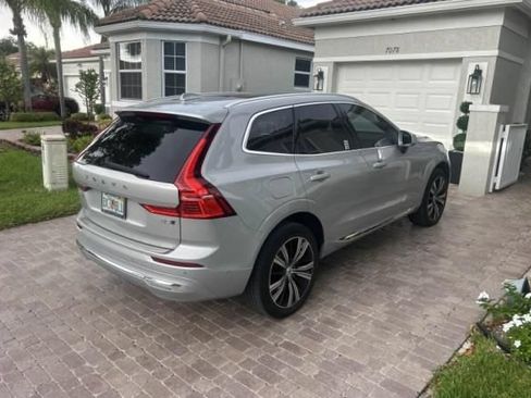 Used 2023 Volvo XC60 B5 Plus w/ Climate Package AWD/4WD image 2