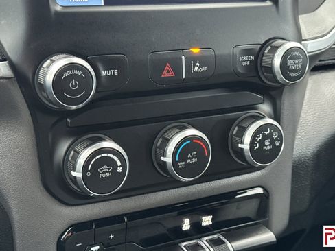Used 2022 RAM 1500 Big Horn image 24