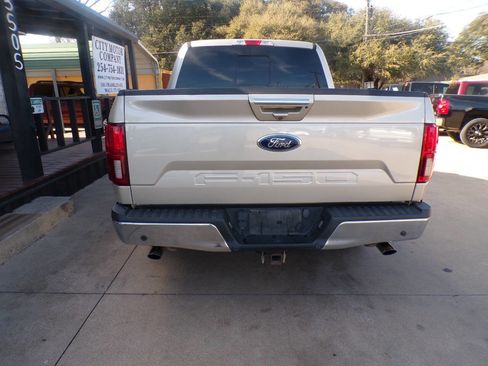Used 2018 Ford F150 Lariat image 7