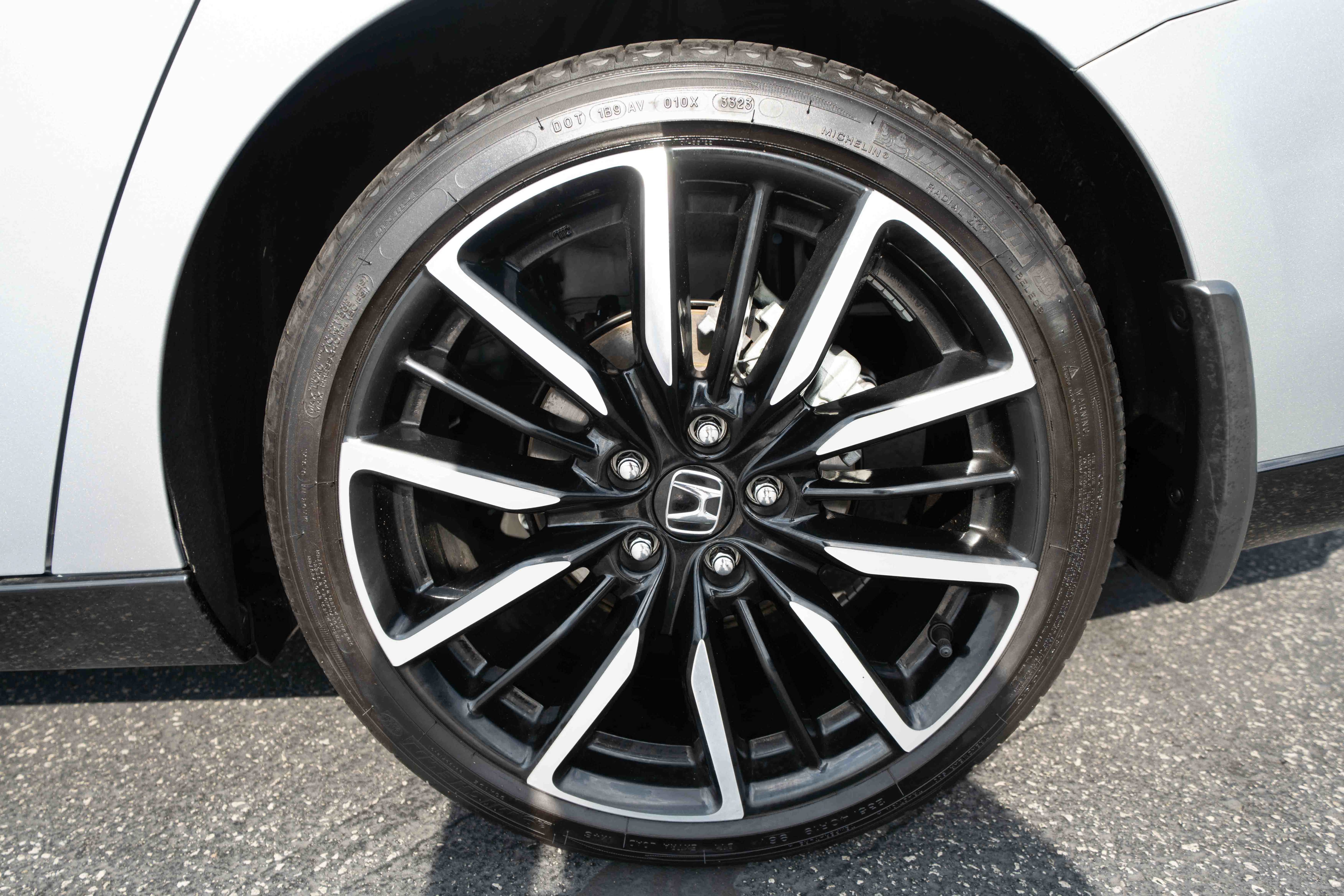 Certified 2023 Honda Accord Touring image 28