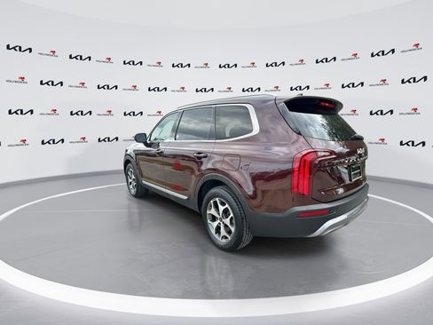 Certified 2022 Kia Telluride EX image 6