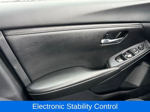 Used 2025 Nissan Sentra SV image 35