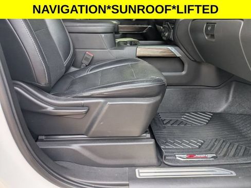 Used 2020 Chevrolet Silverado 1500 RST AWD/4WD image 38