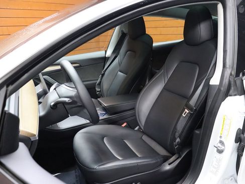 Used 2023 Tesla Model 3 Standard Range RWD image 38