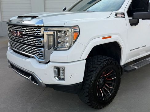 Used 2020 GMC Sierra 3500 Denali w/ Denali Ultimate Package AWD/4WD image 2