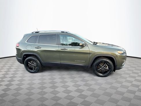 Used 2021 Jeep Cherokee Latitude Lux w/ Comfort/Convenience Group AWD/4WD image 5