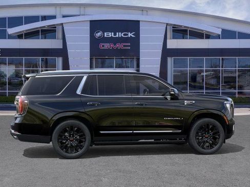 New 2026 GMC Yukon Denali w/ Sun & Power Step Package image 5