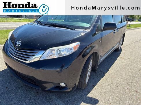 Used 2016 Toyota Sienna XLE Premium AWD/4WD image 1