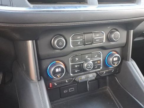 Used 2023 Chevrolet Tahoe LT w/ Luxury Package image 16