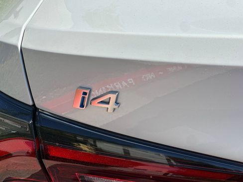 Used 2025 BMW i4 eDrive40 image 38