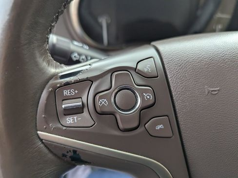 Used 2014 Buick LaCrosse Leather FWD image 24