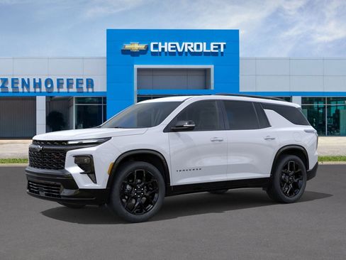 New 2026 Chevrolet Traverse RS image 2