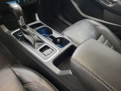 Used 2018 Ford Escape Titanium w/ Ford Safe & Smart Package AWD/4WD image 26