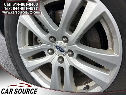 Used 2018 Ford Explorer XLT AWD/4WD image 19