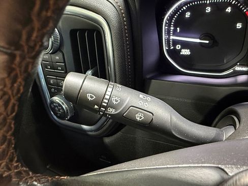 Used 2021 GMC Sierra 3500 AT4 image 35