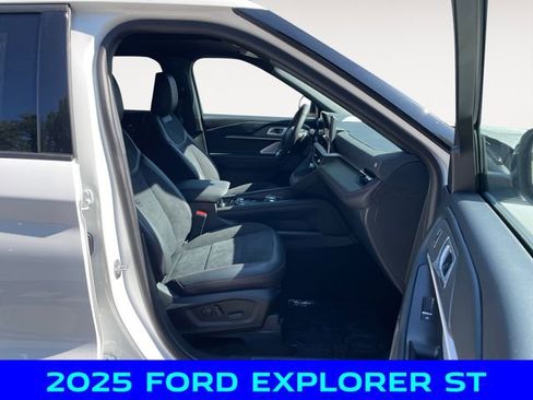 New 2025 Ford Explorer ST w/ Sun And Sound Package image 15