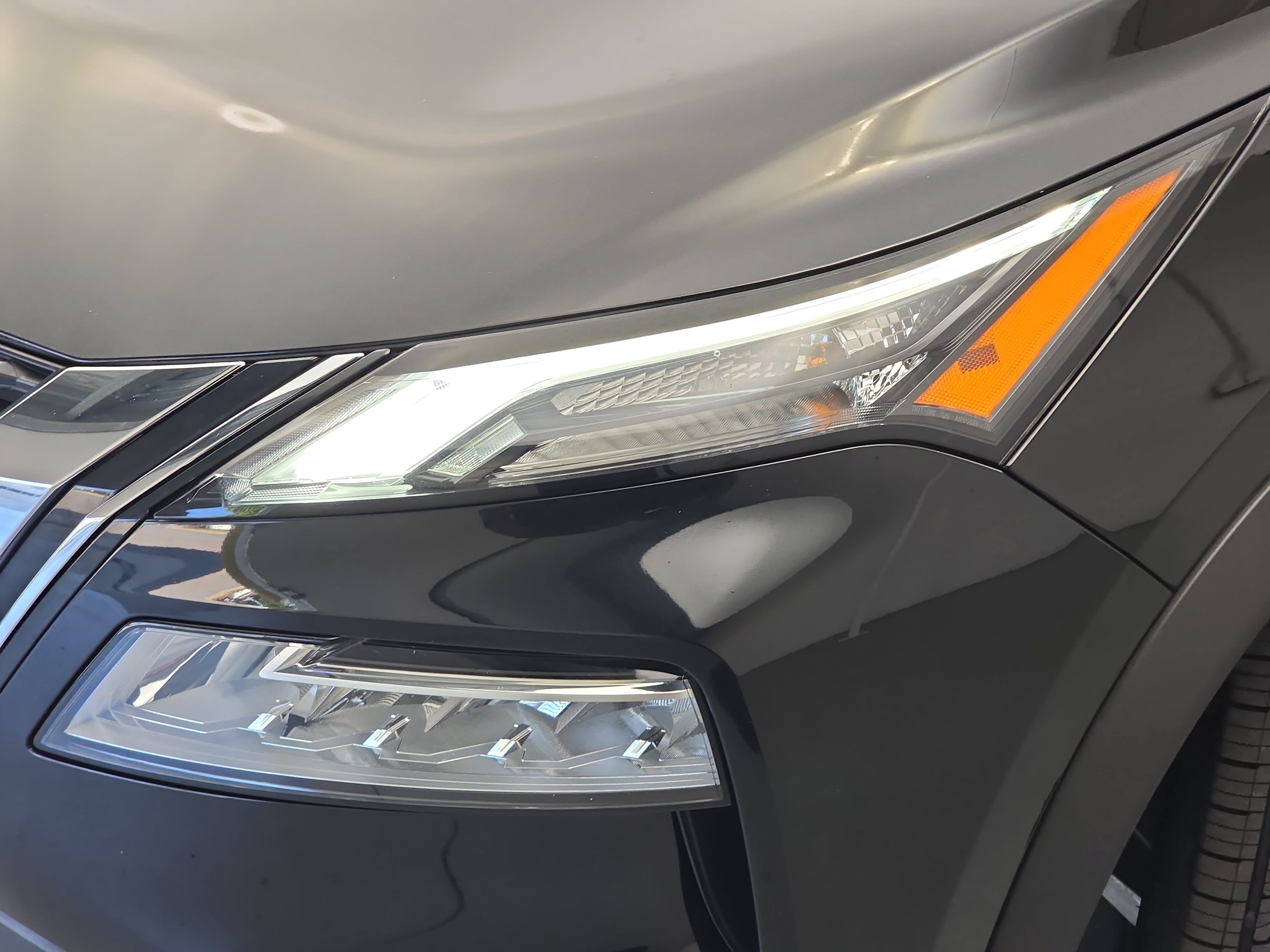 Certified 2023 Nissan Rogue SV w/ SV Premium B Package AWD/4WD image 30