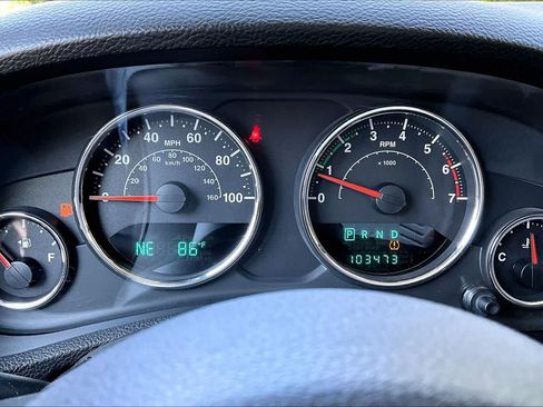 Used 2011 Jeep Wrangler Sport AWD/4WD image 25