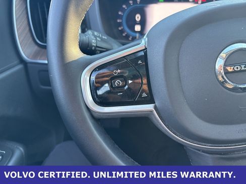 Certified 2023 Volvo XC60 B5 Plus image 20