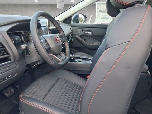 New 2026 Nissan Rogue SV AWD/4WD image 20