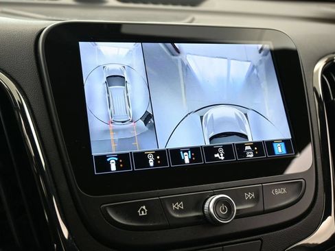 Used 2024 Chevrolet Equinox RS w/ RS Leather Package FWD image 19