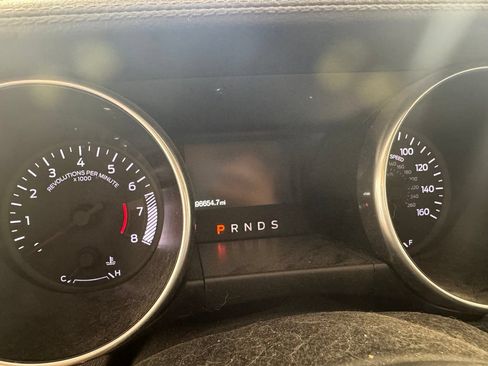 Used 2018 Ford Mustang Premium RWD image 4