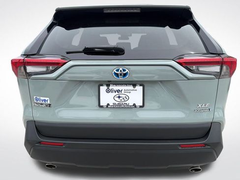 Used 2021 Toyota RAV4 XLE w/ Convenience Package AWD/4WD image 13