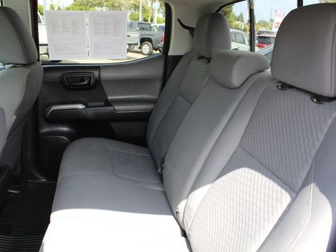 Certified 2021 Toyota Tacoma SR5 RWD image 34