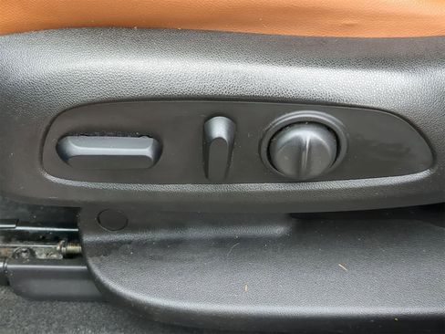 Used 2017 GMC Acadia SLT image 24