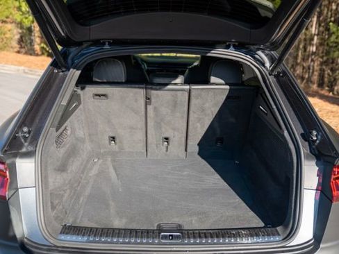 Used 2022 Audi RS Q8 4.0T image 24