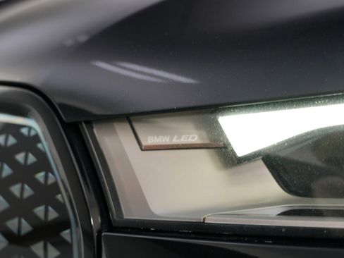 Used 2022 BMW iX xDrive50 w/ Premium Package image 59