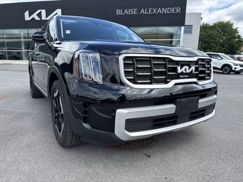 Certified 2024 Kia Telluride S w/ S Sunroof Package AWD/4WD image 1