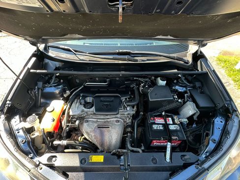 Used 2013 Toyota RAV4 LE FWD image 35