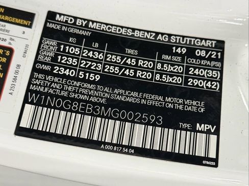 Used 2021 Mercedes-Benz GLC 300 4MATIC w/ AMG Line image 31