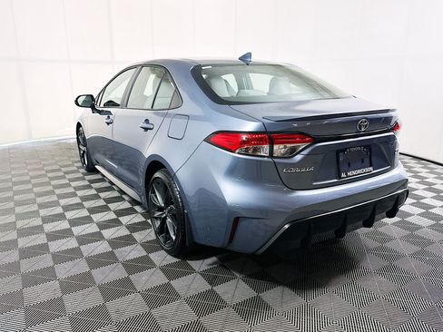 Used 2024 Toyota Corolla SE FWD image 5