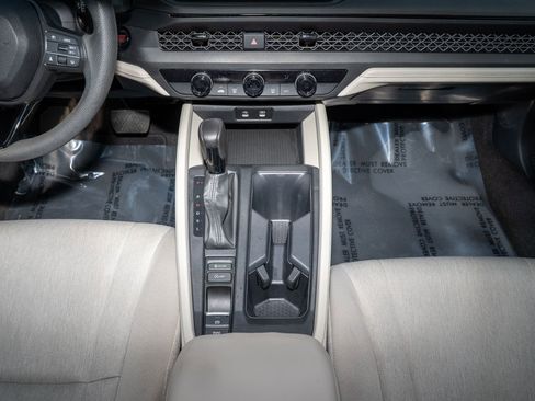 Certified 2023 Honda Accord LX image 24