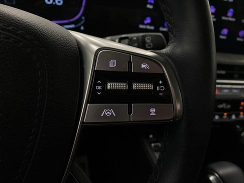Used 2025 Kia Telluride EX w/ EX Captain's Chair Package AWD/4WD image 18