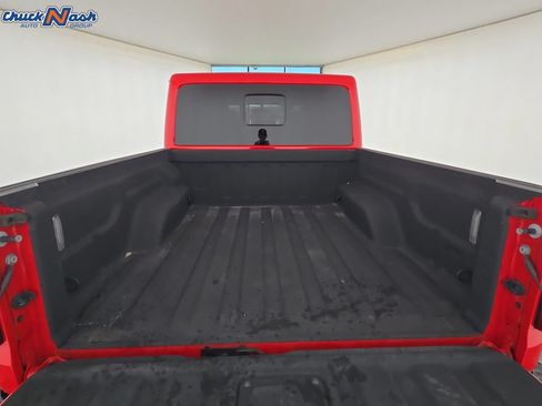Used 2023 Jeep Gladiator Rubicon w/ LED Lighting Group AWD/4WD image 16