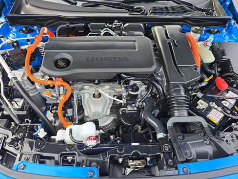 Used 2025 Honda Civic Sport image 29