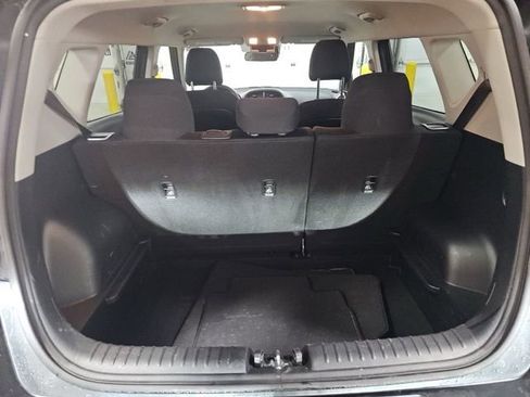 Used 2025 Kia Soul LX w/ LX Technology Package FWD image 17