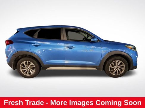 Used 2018 Hyundai Tucson SE image 1