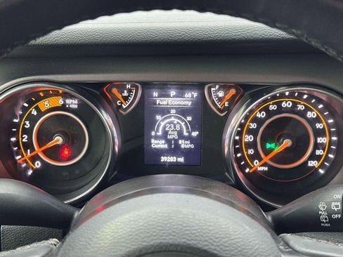 Used 2022 Jeep Wrangler Unlimited Sport AWD/4WD image 23