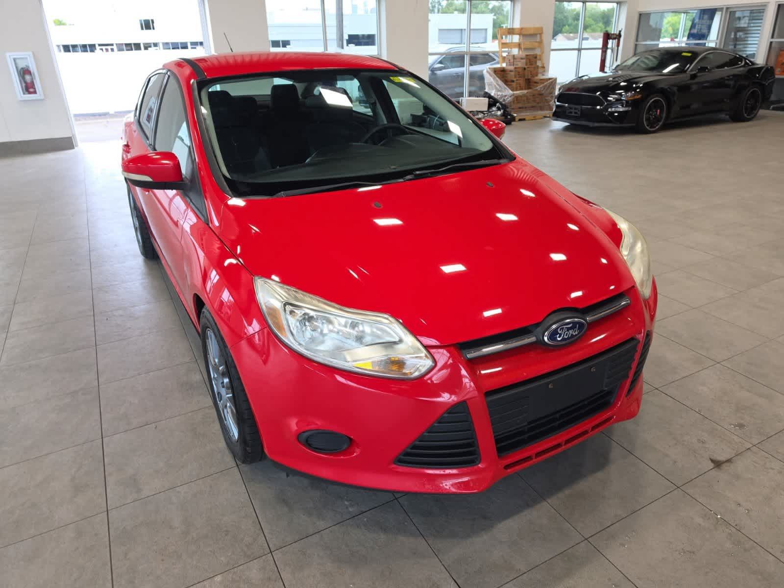 Used 2014 Ford Focus SE FWD image 3