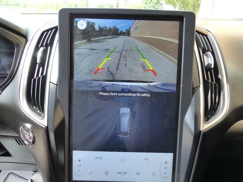 Used 2023 Ford Edge SEL AWD/4WD image 31