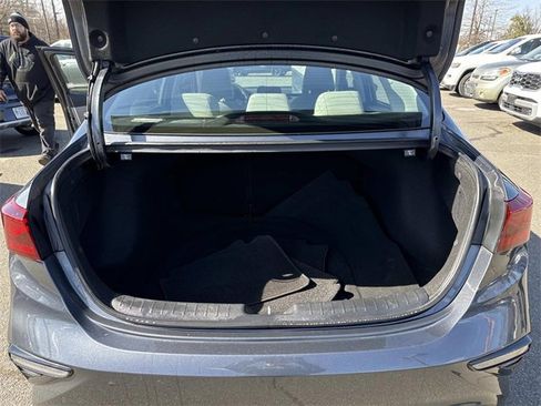 Used 2020 Kia Forte LXS image 12