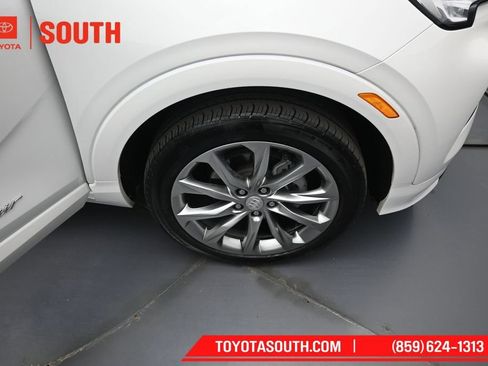 Used 2025 Buick Encore GX Avenir w/ Avenir Convenience Package AWD/4WD image 32